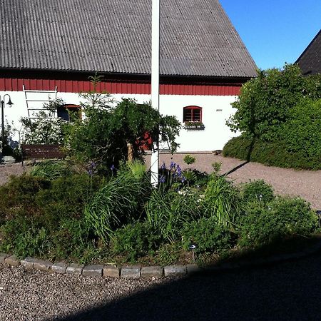 Mattisgarden Bed & Breakfast Эстра-Юнгбю Экстерьер фото
