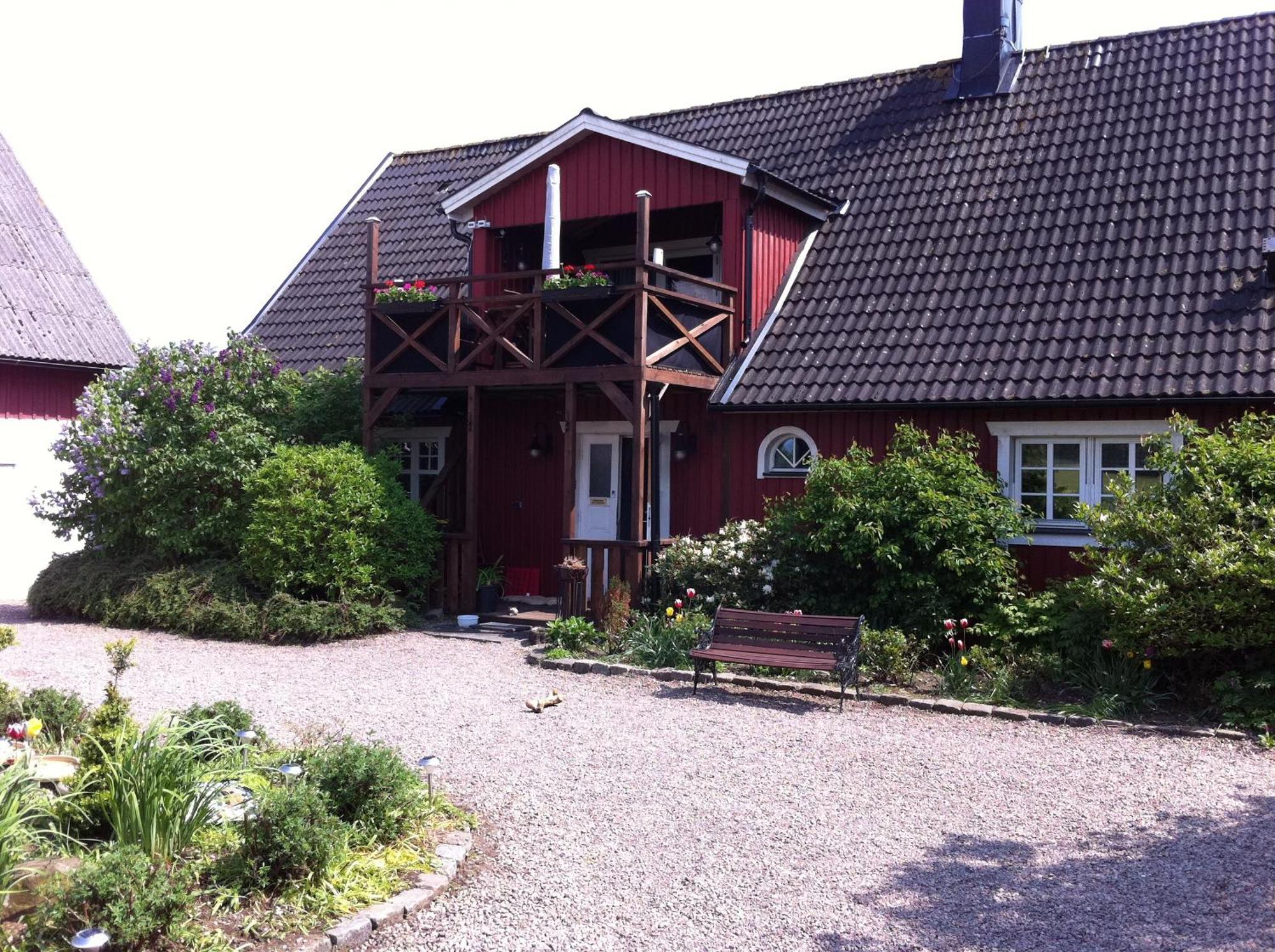 Mattisgarden Bed & Breakfast Эстра-Юнгбю Экстерьер фото