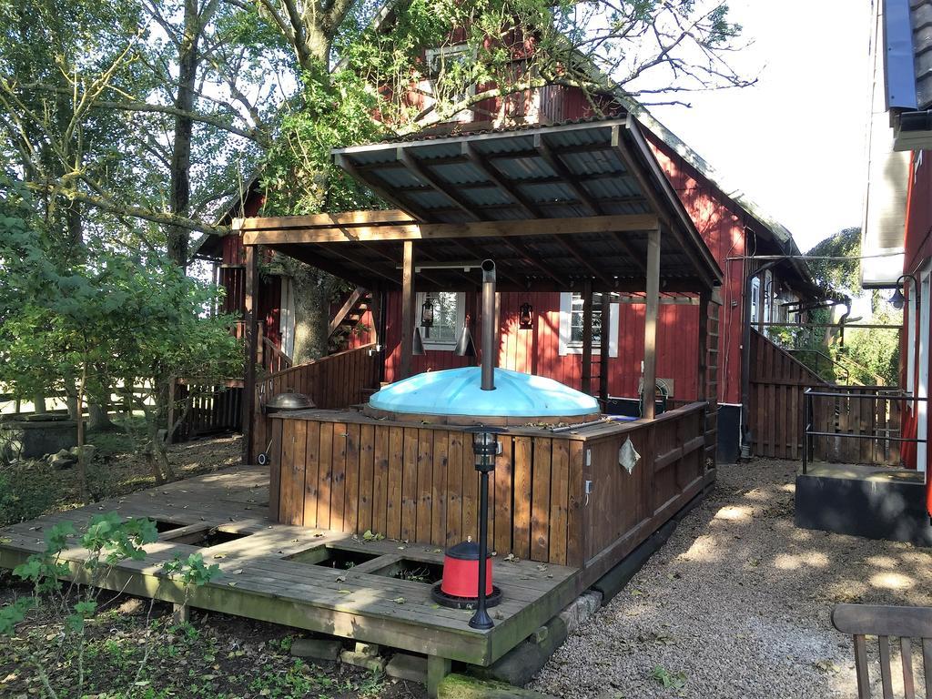 Mattisgarden Bed & Breakfast Эстра-Юнгбю Экстерьер фото