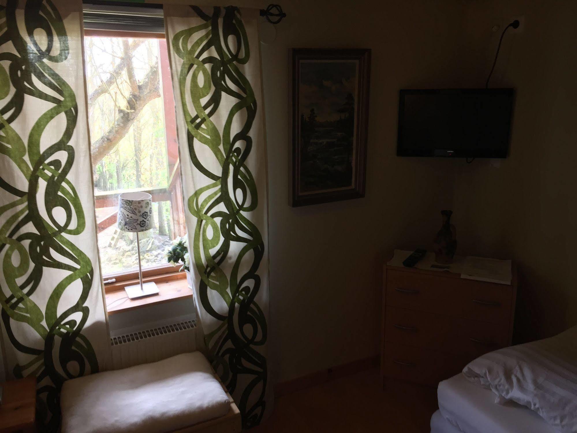 Mattisgarden Bed & Breakfast Эстра-Юнгбю Экстерьер фото