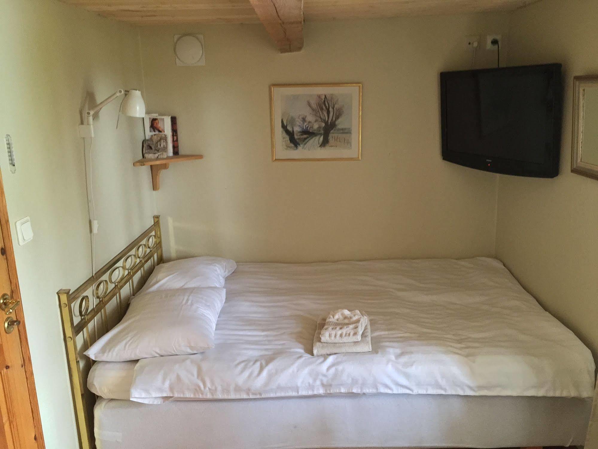 Mattisgarden Bed & Breakfast Эстра-Юнгбю Экстерьер фото