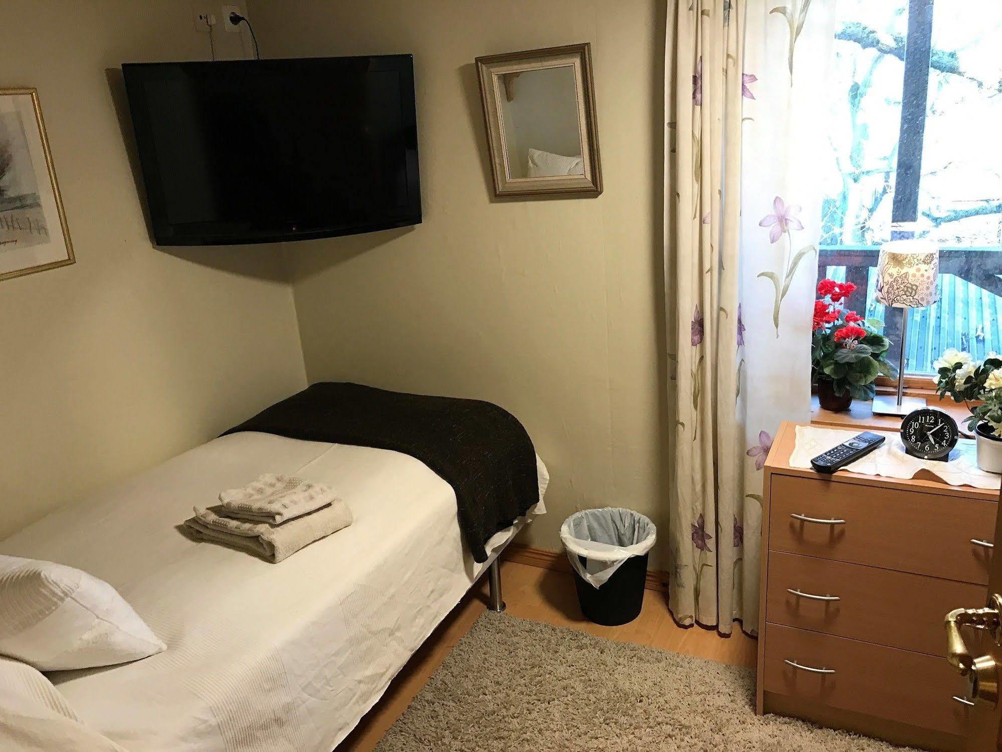 Mattisgarden Bed & Breakfast Эстра-Юнгбю Экстерьер фото